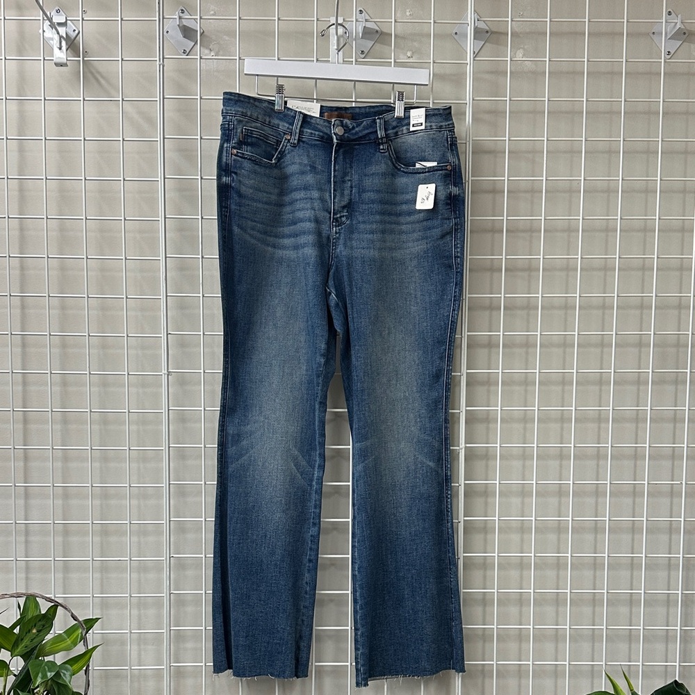 Judy Blue Mid Rise Flair Women's Jeans 18W NWT